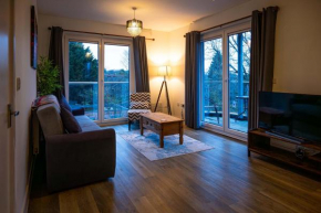 Spacious 2 Bedroom Apartment in Crawley